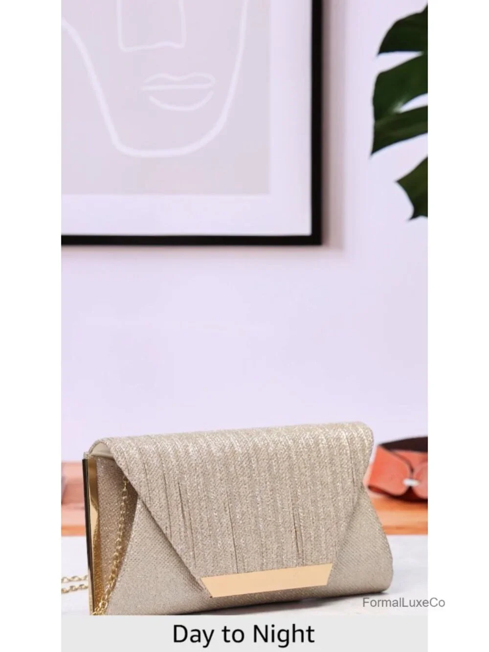 Sparkling Mesh Clutch Purse with Detachable Chain Strap